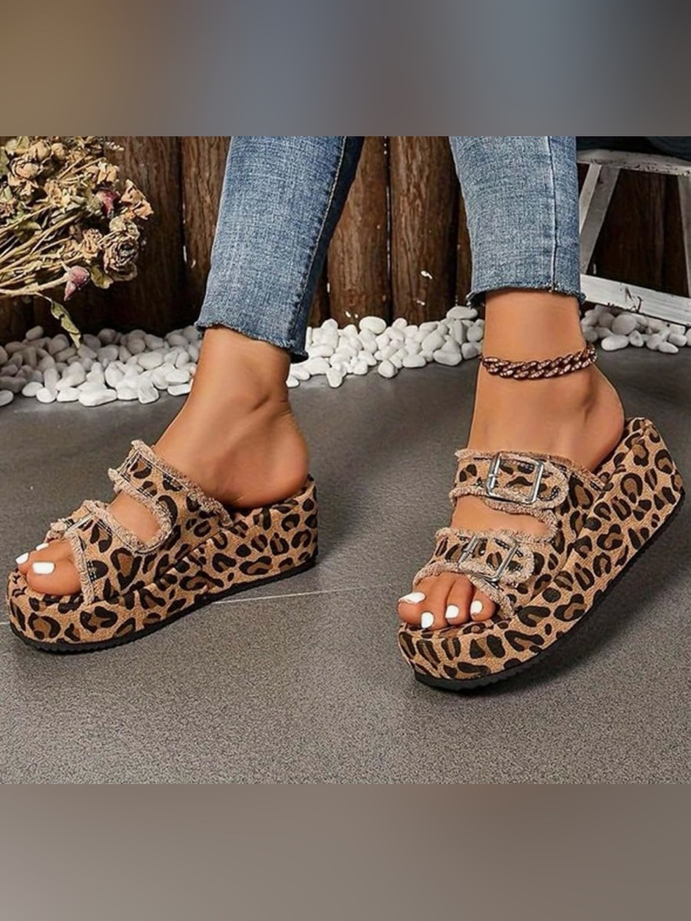Leopard Sandals - Picture 3 of 7